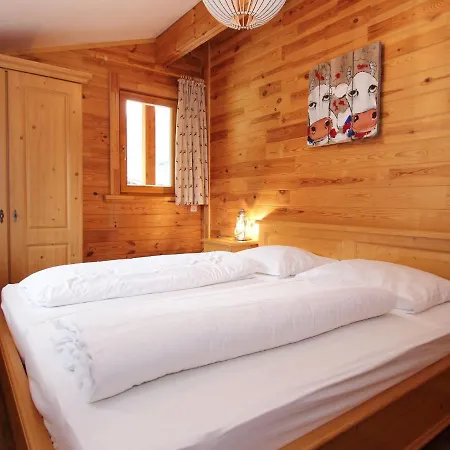 Chalet Comfortable Chalet With Whirlpool And Sauna In