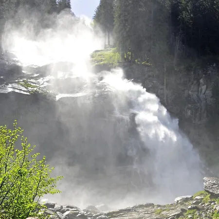 Chalet Comfortable Chalet With Whirlpool And Sauna In